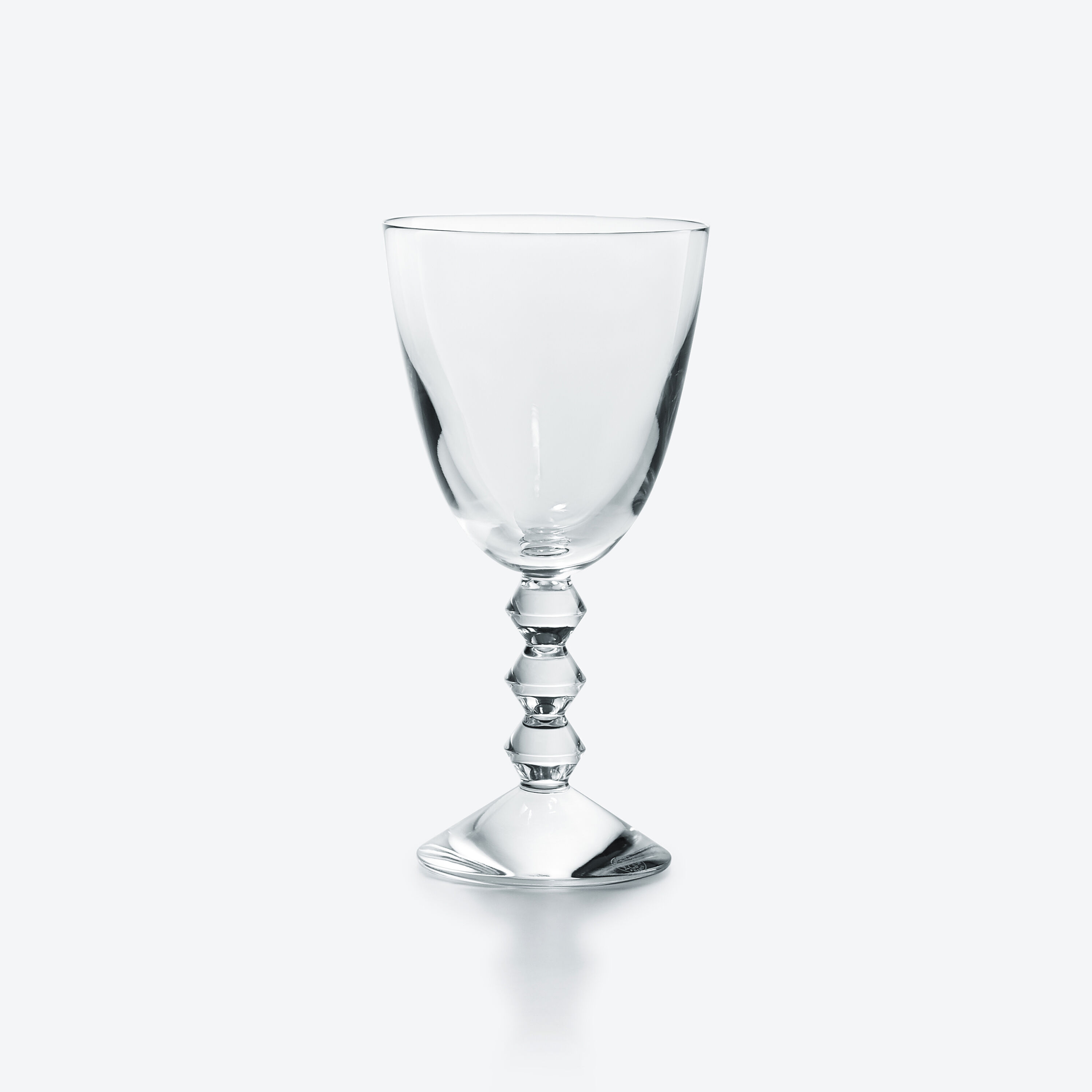 品質保証新作『 Baccarat バカラ ワイングラス「CHARTRES」12客 10061』12個組 ブランド 洋食器 シンプル 上品 海外食器 テーブルウェア 工芸ガラス